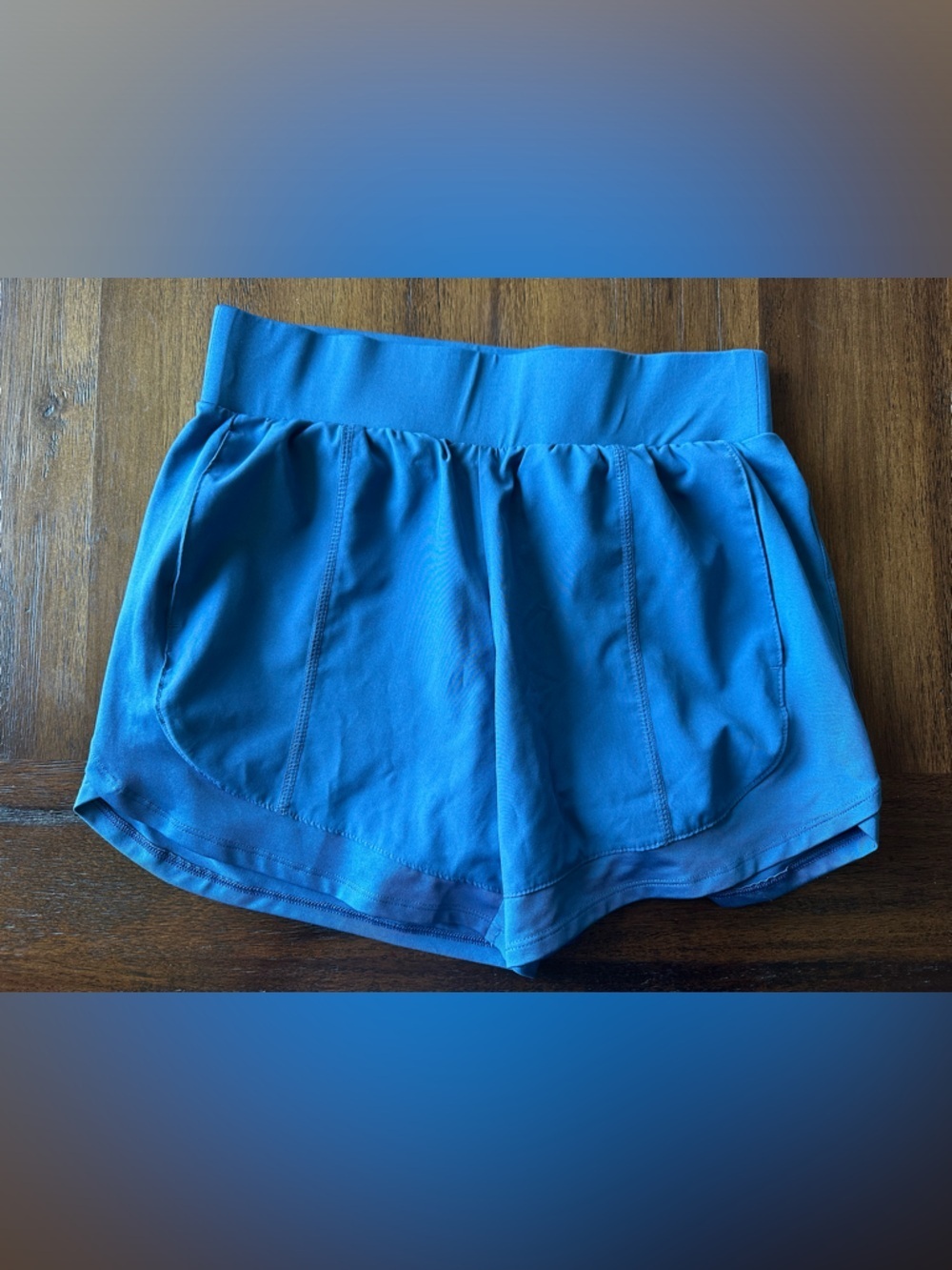 Tek Gear Women’s  Blue Athletic Shorts- size Small